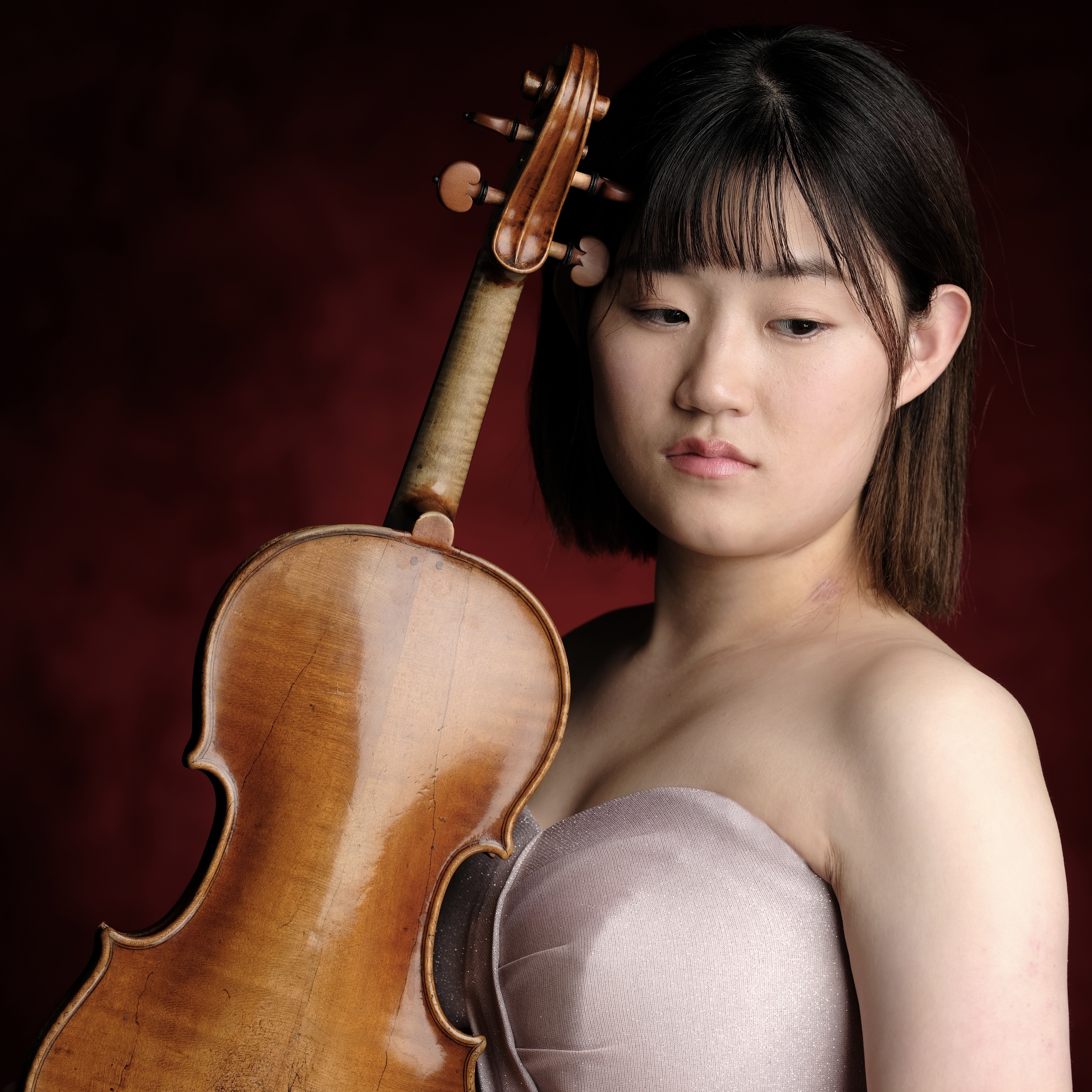 剣持　まい（けんもち　まい）