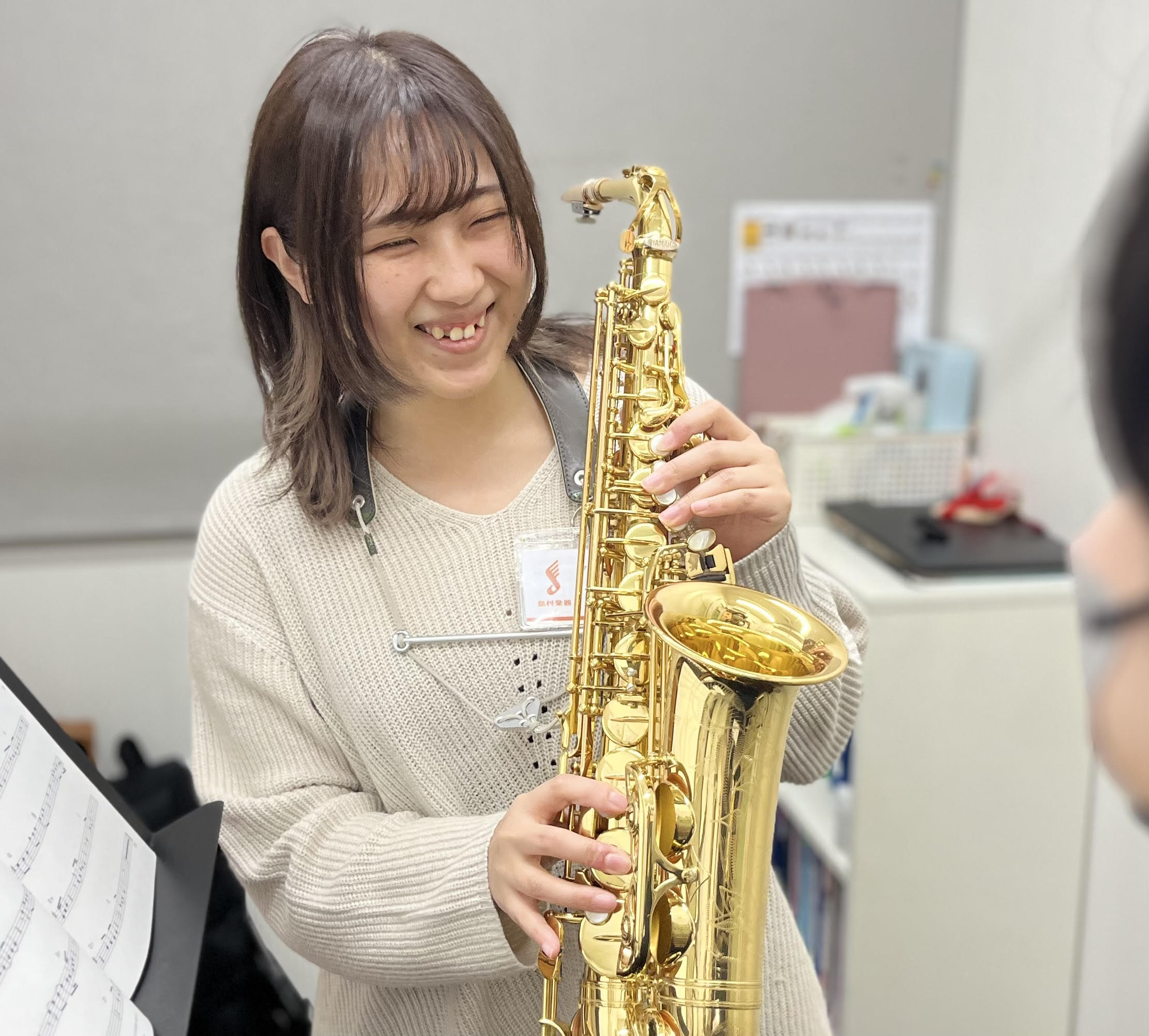 髙野 (サックスインストラクター)
普段はサックスサロンにてレッスンをしています♪
中学・高校で吹奏楽を経験し、大学ではジャズを専攻していました。
楽器の相談のみならず、奏法や練習方法についてもご相談お待ちしております！
