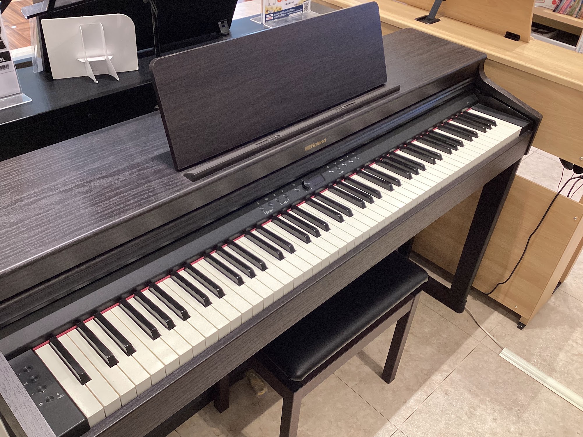 RolandRP701