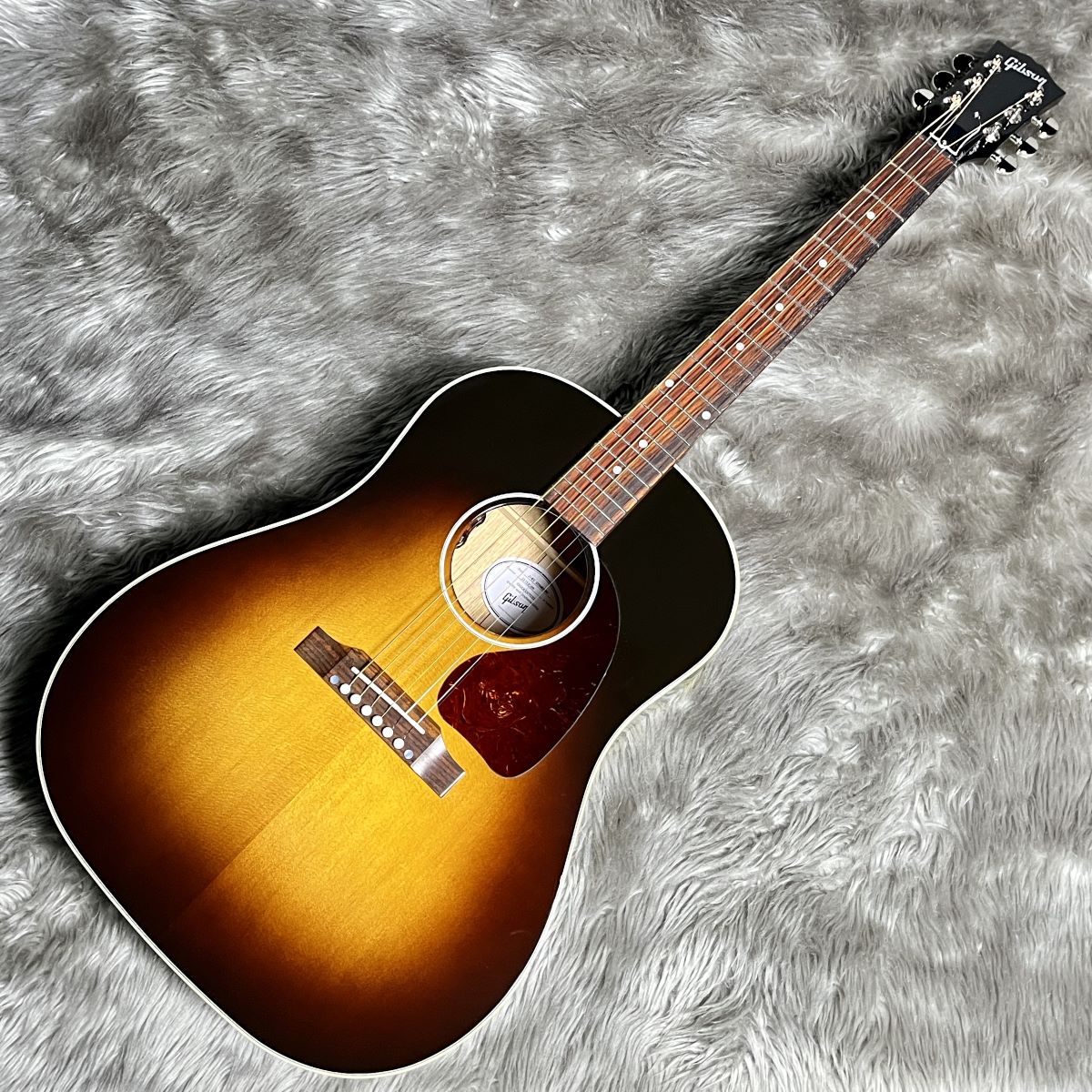 アコースティックギターGibson J-45 Standard VS