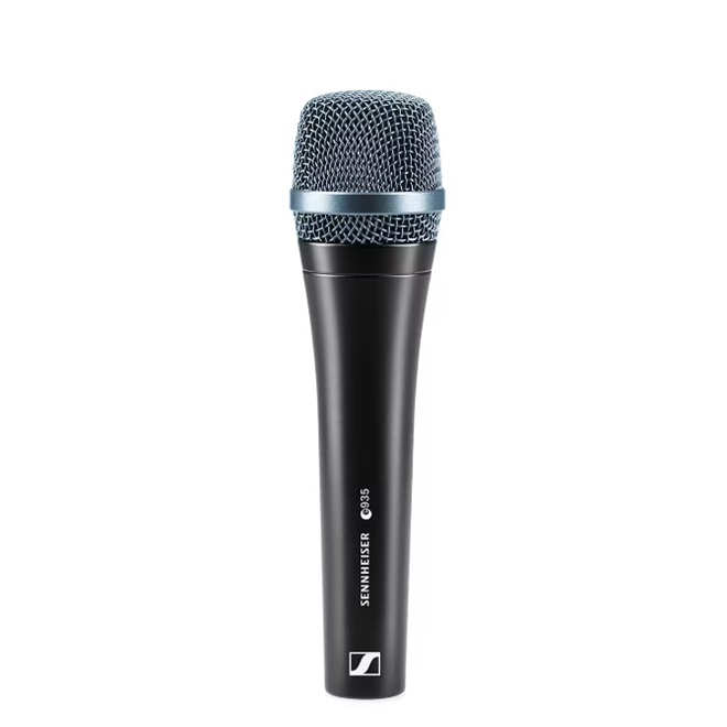 SENNHEISERE 935