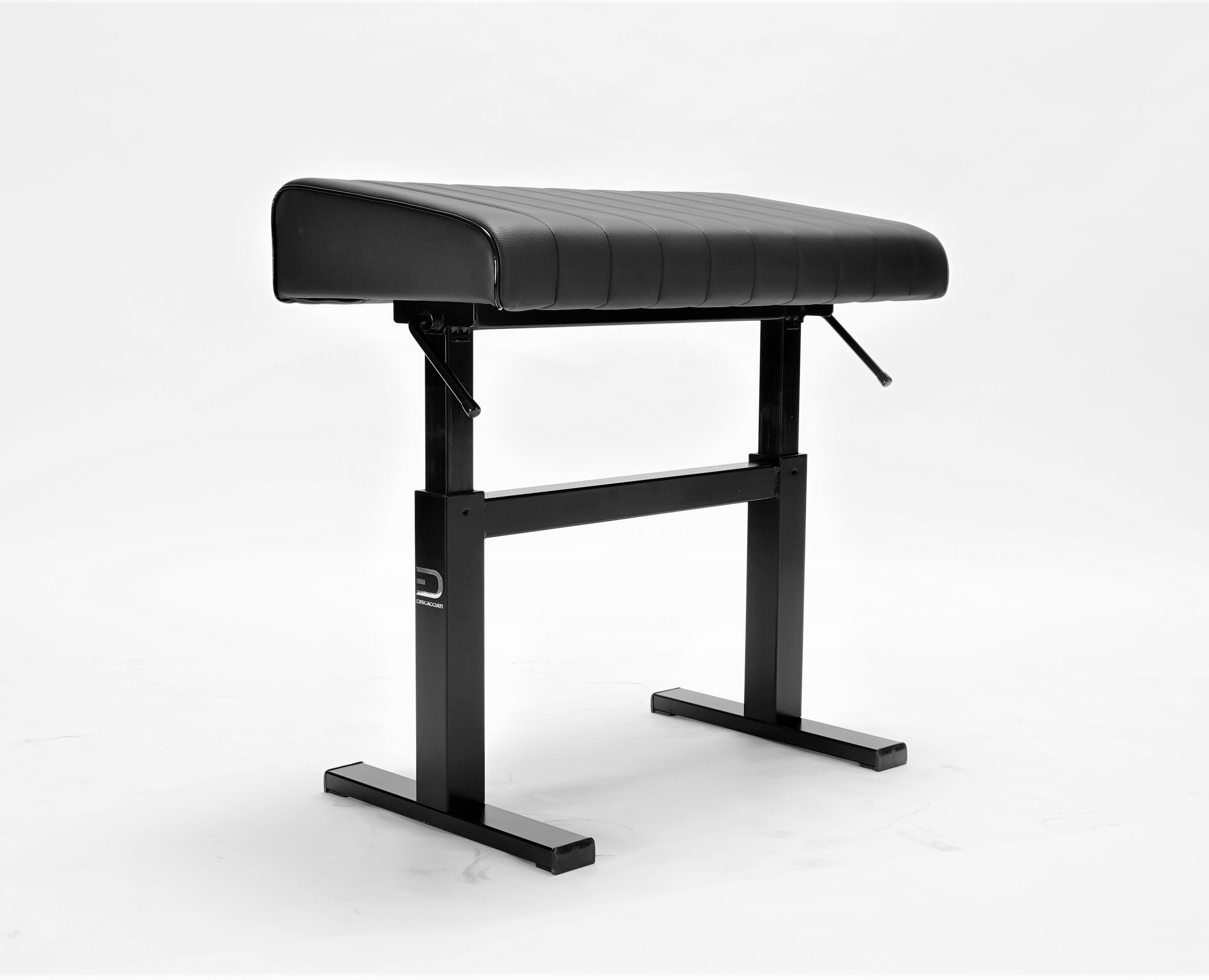座面：本革　前傾DISCACCIATI 810 ERGO DX