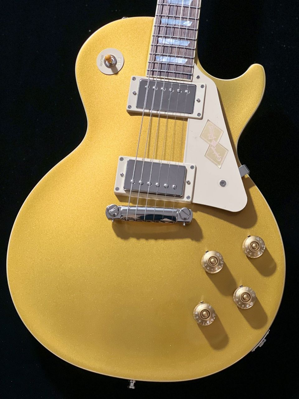 【新品】
Epiphone Tak Matsumoto 1955 Les Paul Standard Antique Gold

￥179,300 
