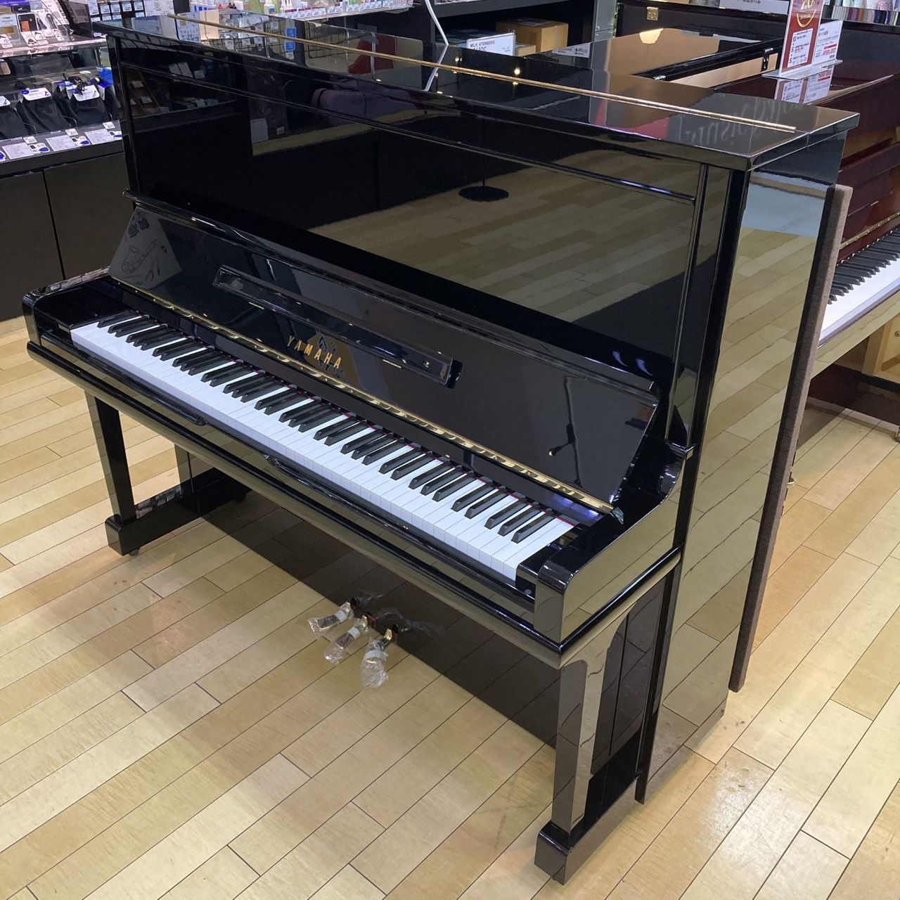 YAMAHA U30A【現物画像】【送料別】

¥572,000 