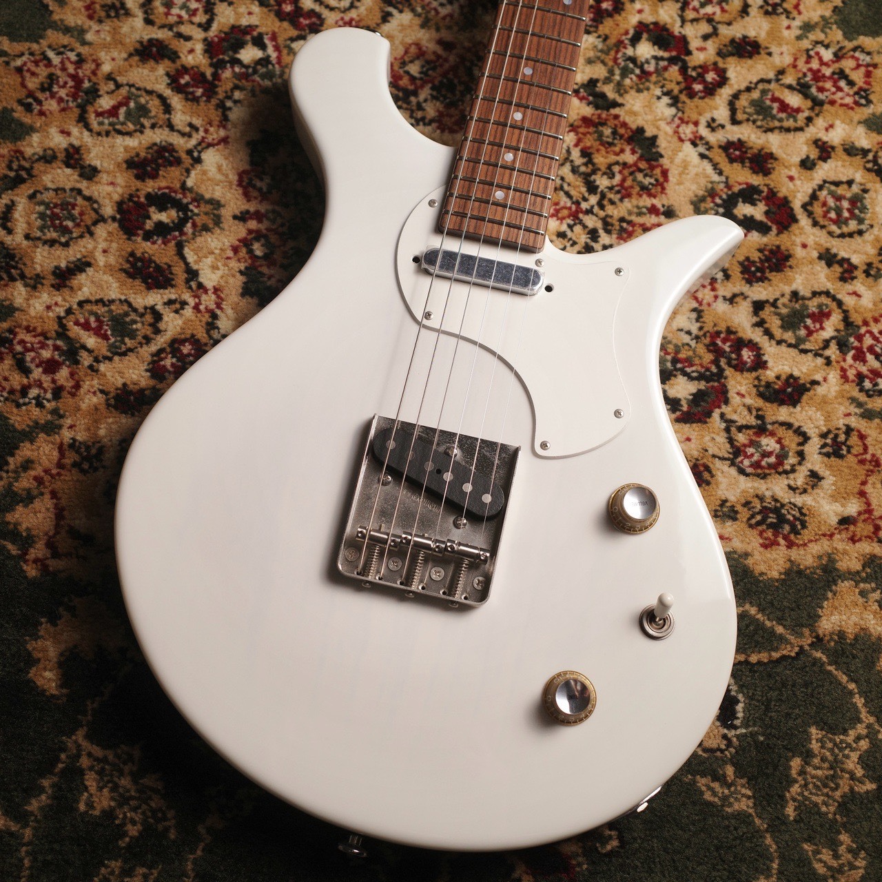 Mary Guitars Disco Roots-T2 Olympic White Burst

¥298,000 