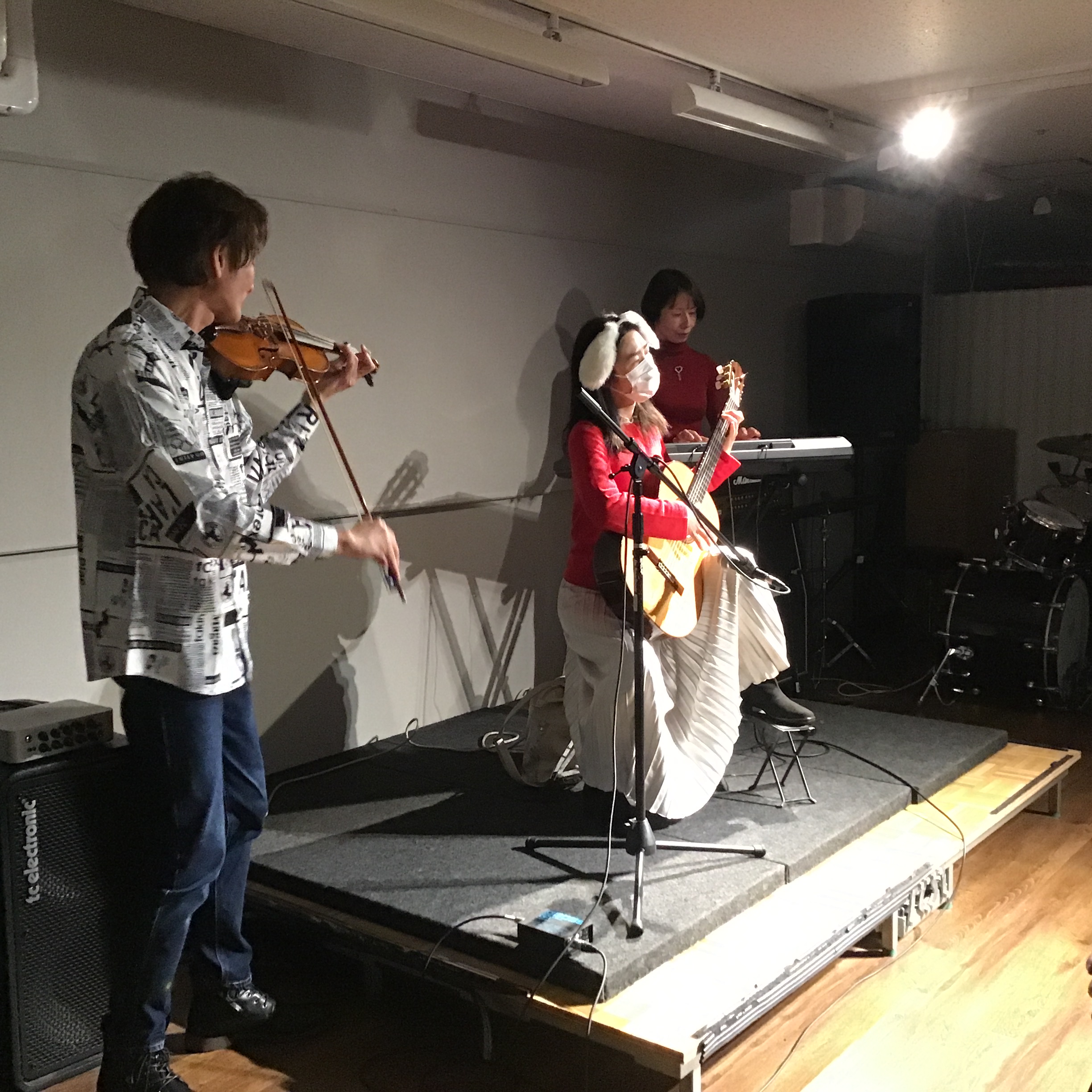 アコースティックトリオザ・弾いとるズ