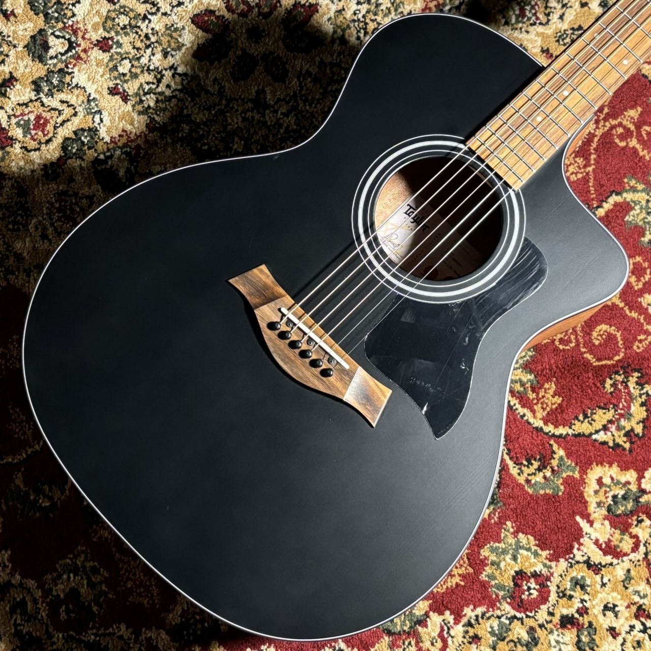 Taylor114ce Blacktop J.LTD