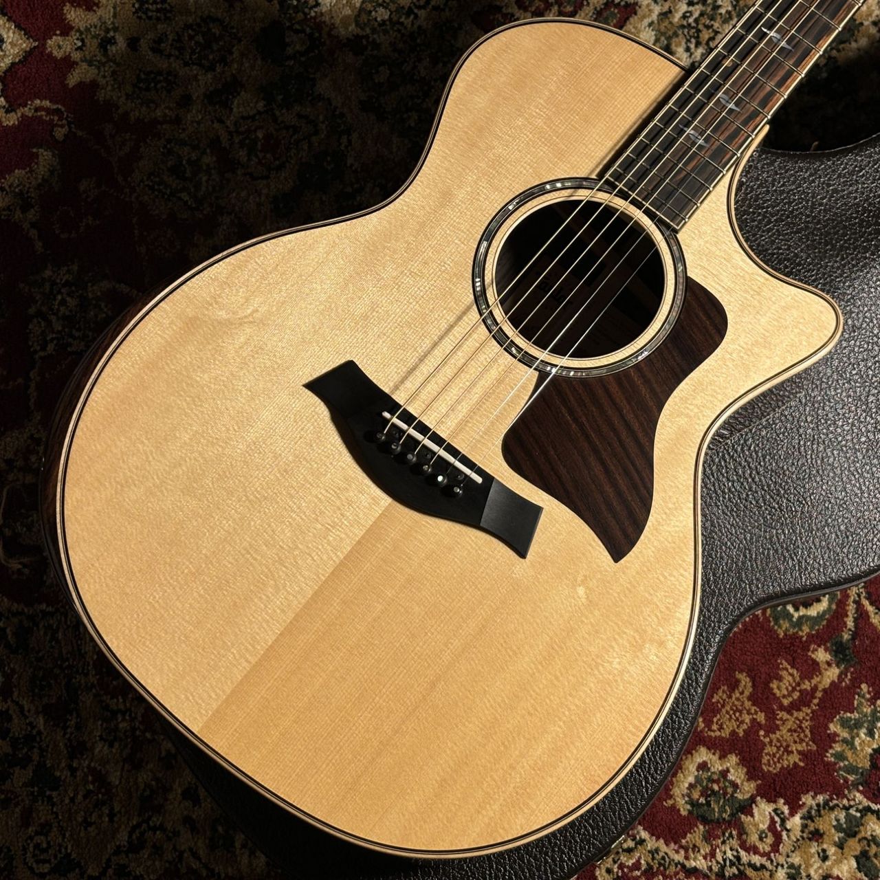 Taylor814ce