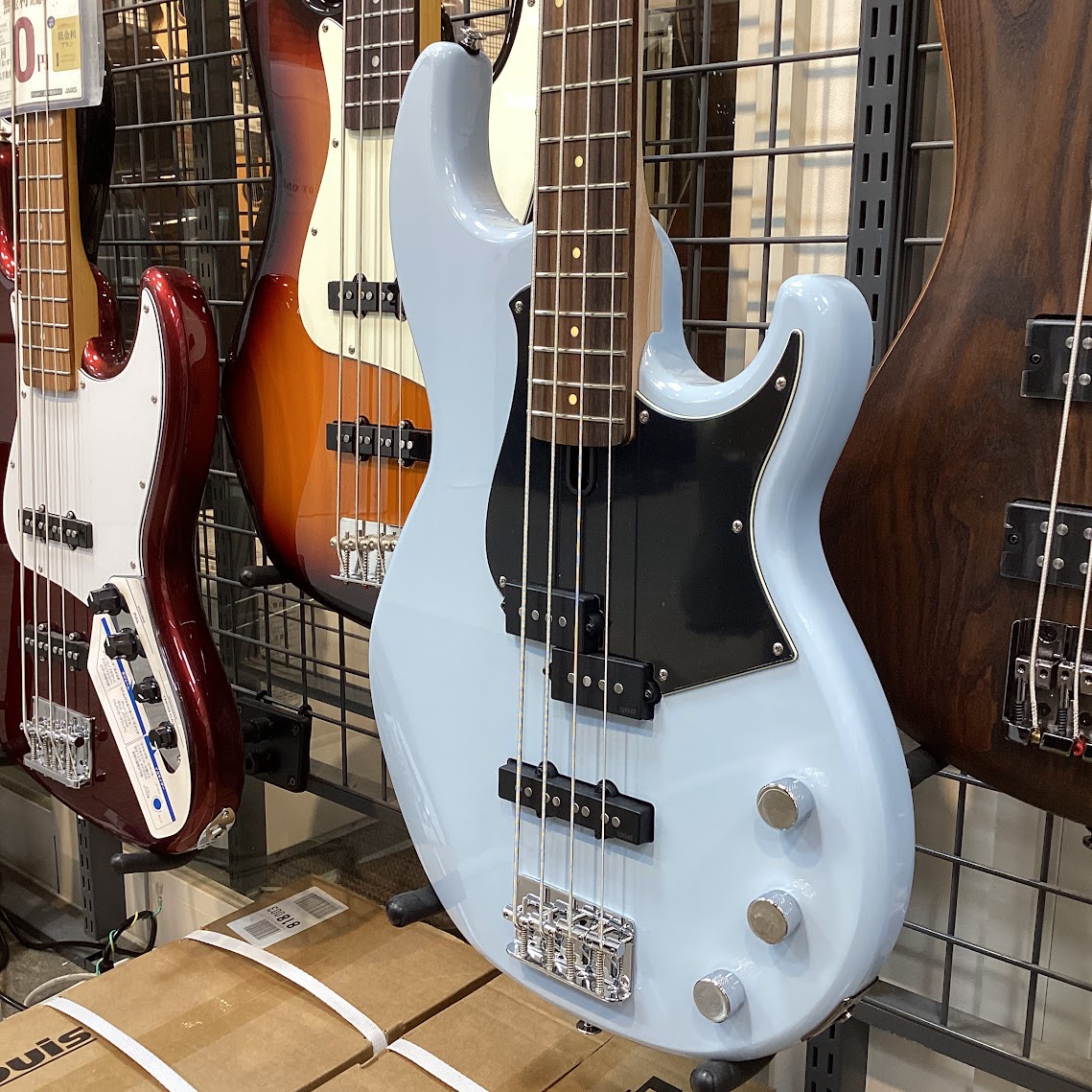 YAMAHA BB434 Ice Blue
人気のBBシリーズ。限定色アイスブルー仕様です！