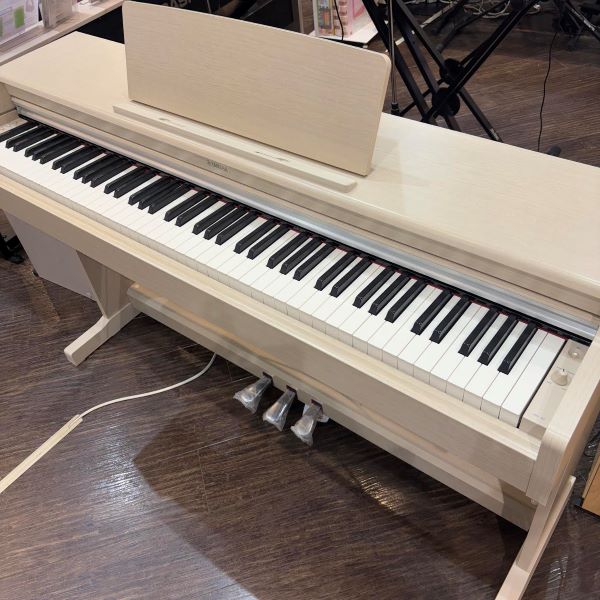 YAMAHA/YDP-165(WA)
生産完了、展示品売り切りのため。
通常販売価格￥132,000(税込)→￥113,150(税込)