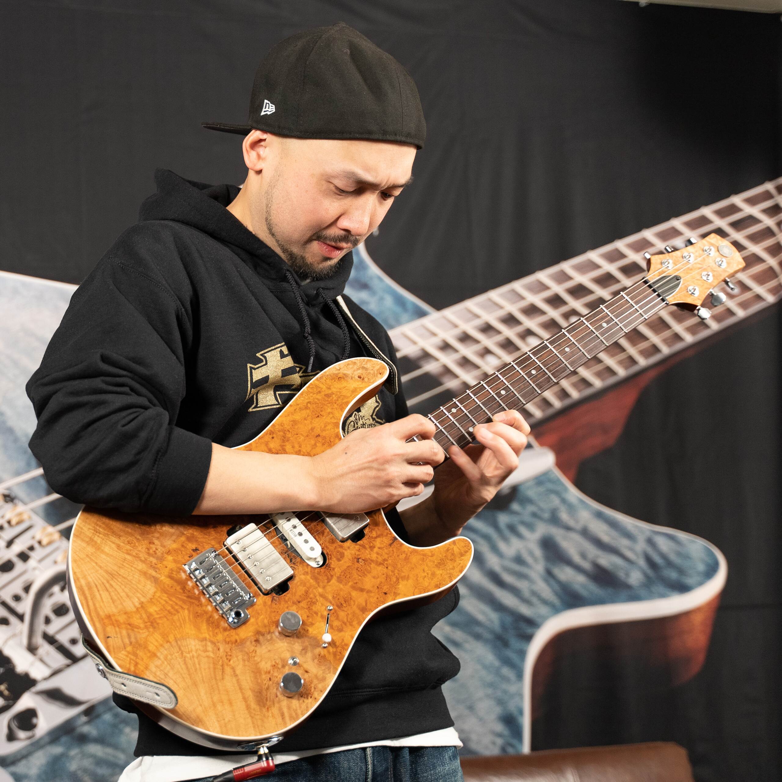 ギタリスト西尾知矢