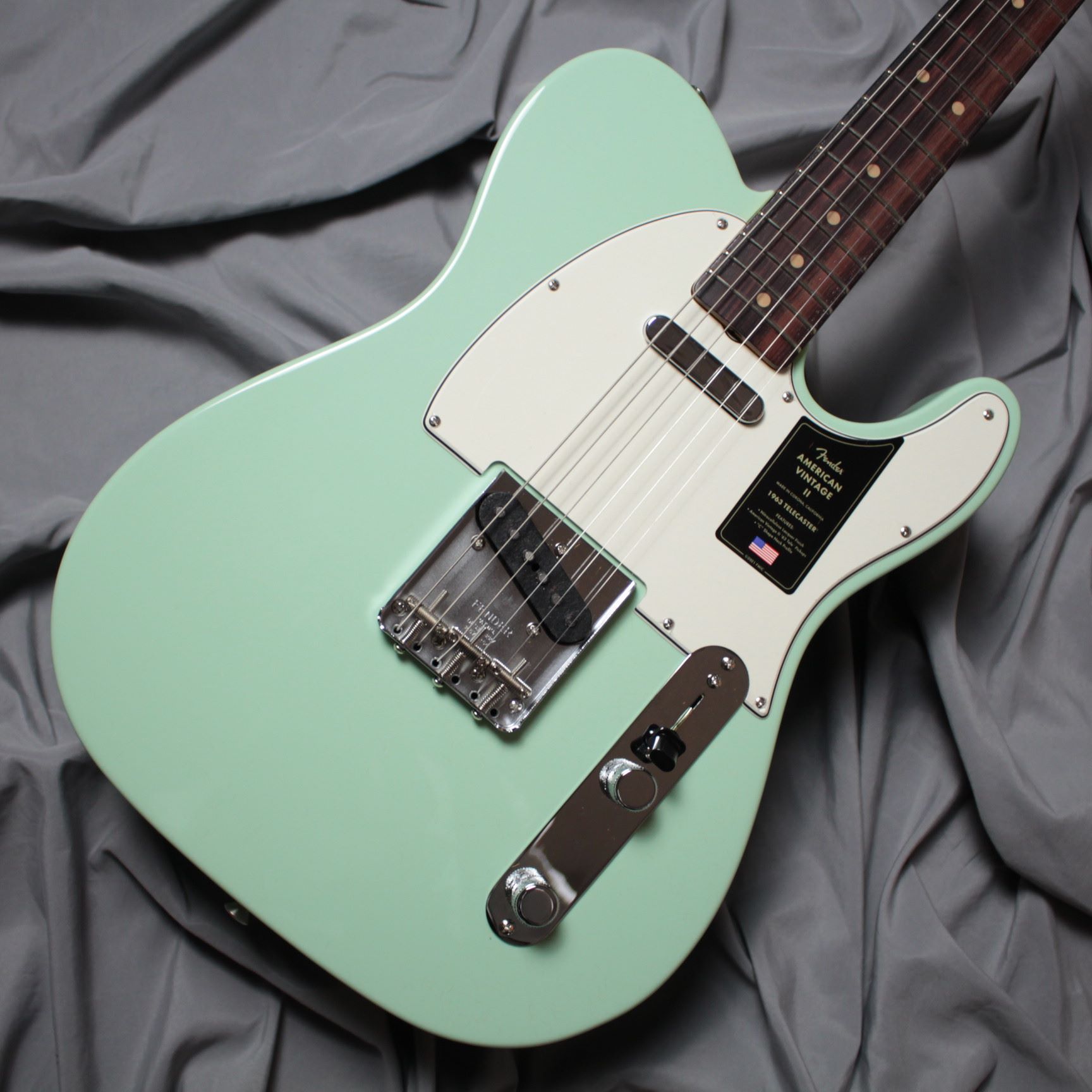 FenderAmerican Vintage II 1963 Telecaster Surf Green 【塗装割れ有りの為お買い得プライス】