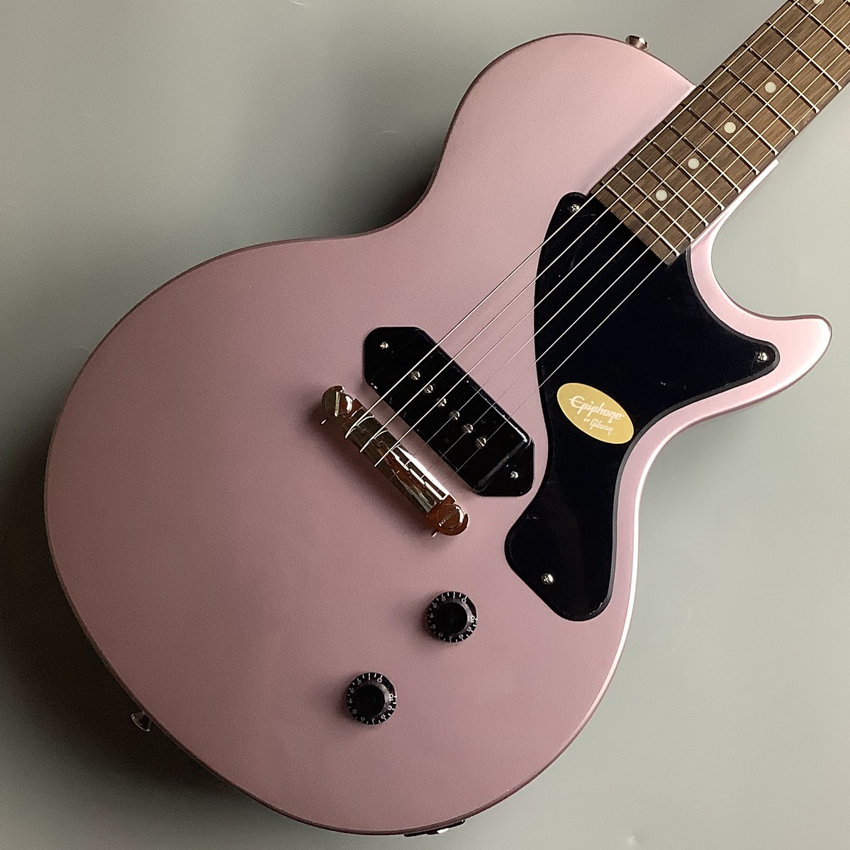 限定生産モデル　エレキギターLes Paul Junior