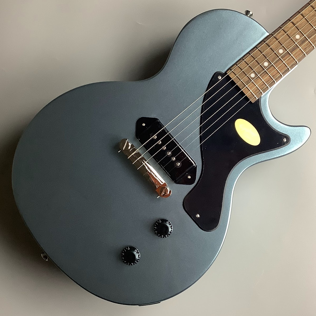 限定生産モデル　エレキギターLes Paul Junior