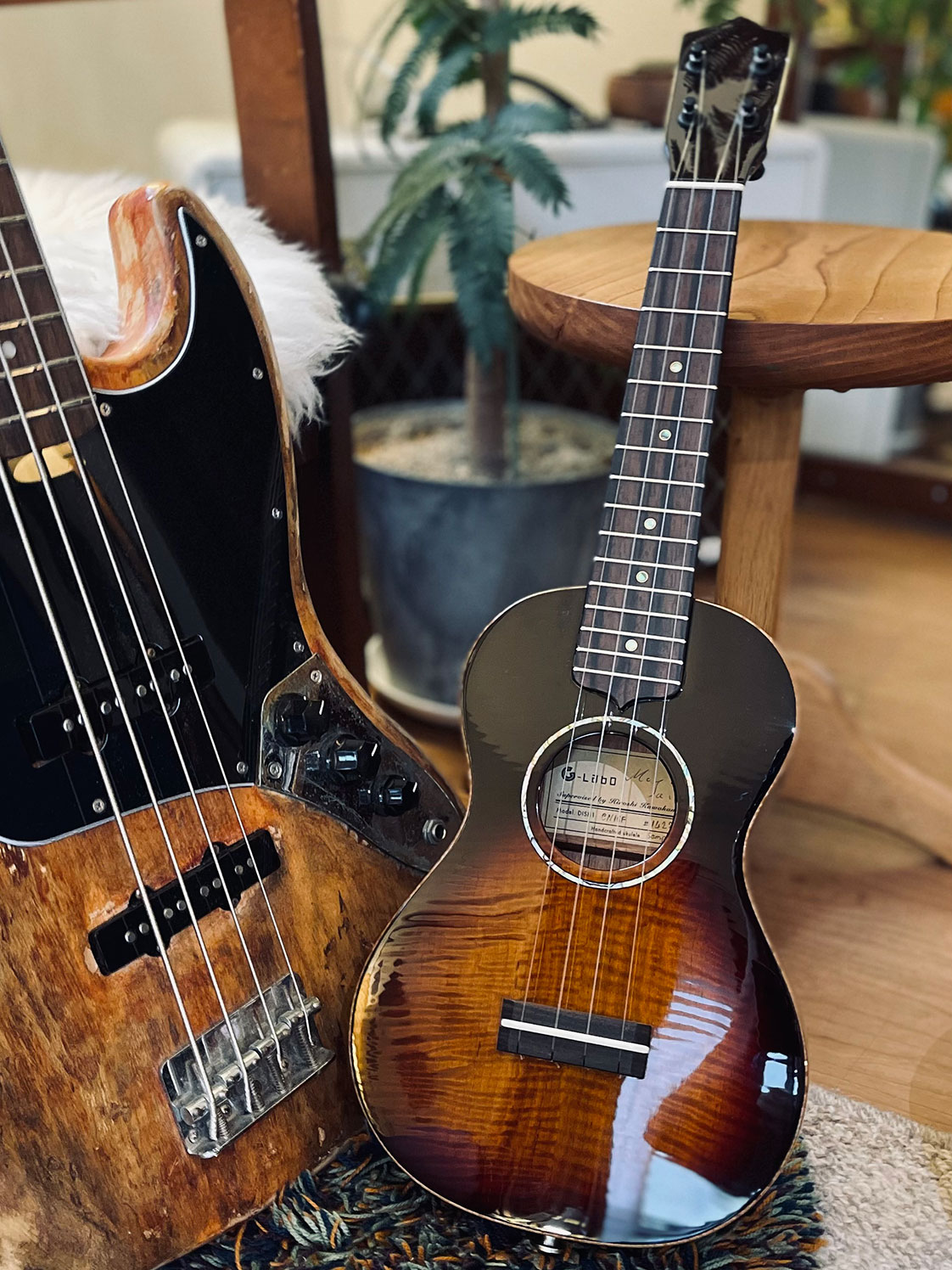 まるで有名ギターメーカーのデザイン。美しい一本。GM vintage 16フレット　P.Uなし