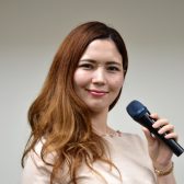 【福岡市中央区・ヴォーカル教室】ヴォーカルコース講師：筑紫杏菜