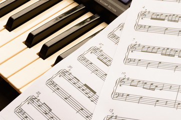 【国分寺大人のピアノ教室】「クラシック／ポピュラー」レッスン曲紹介