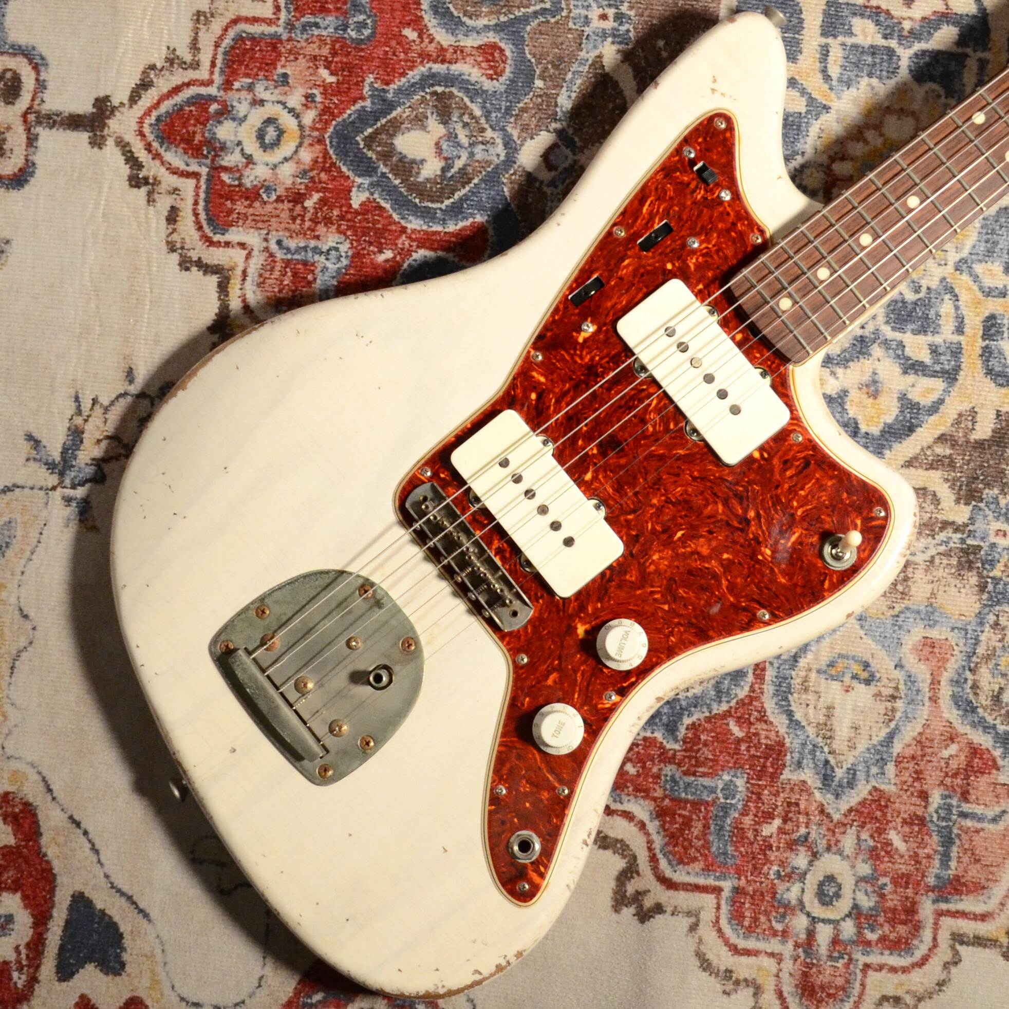 ジャズマスターCostello Aged White Jazzmaster