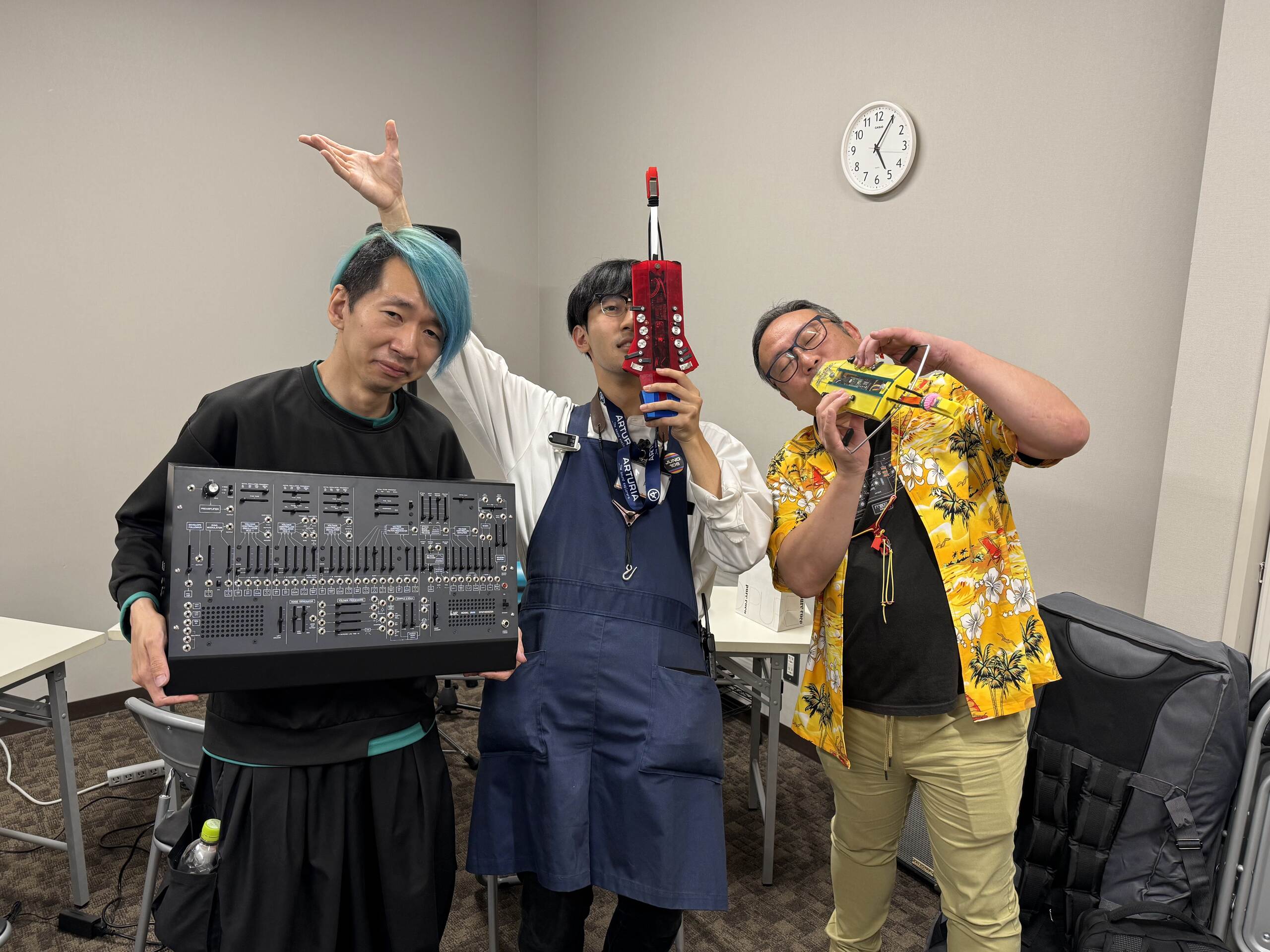 おまけ　BANANAsuさんとよしめめさんと担当者でパシャリ