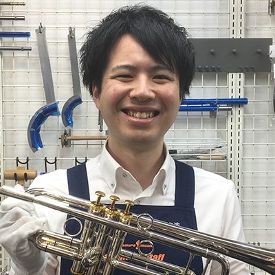 島村楽器｜管リペアセンター　主任南波（なんば）