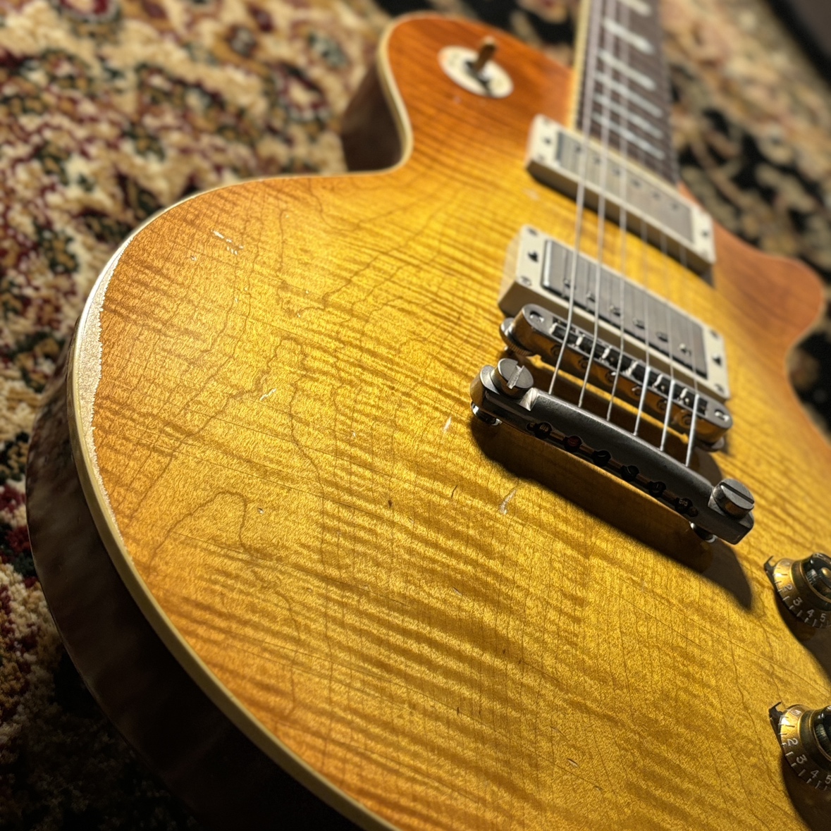 Tsubasa Guitar Workshop【Sold】LUCA BURST
