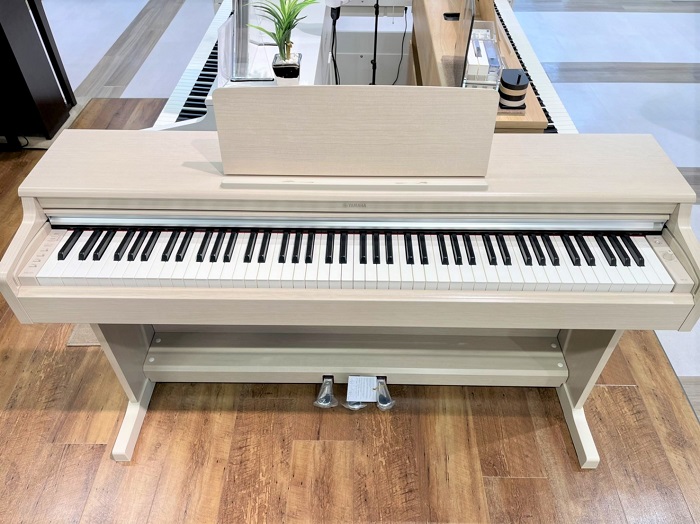 電子ピアノYAMAHA YDP-165