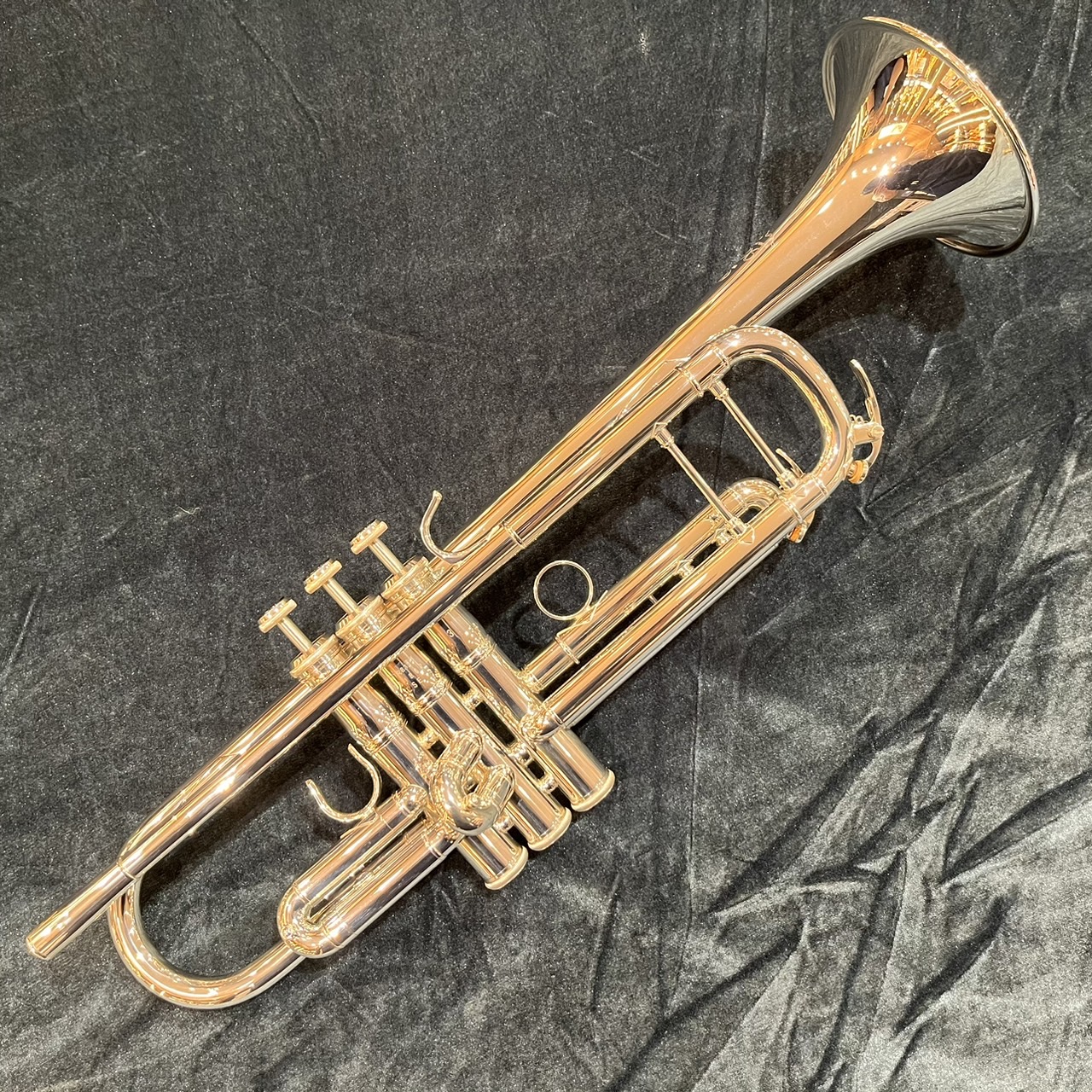 ヤマハ×島村楽器限定モデルYTR-8335SLSE