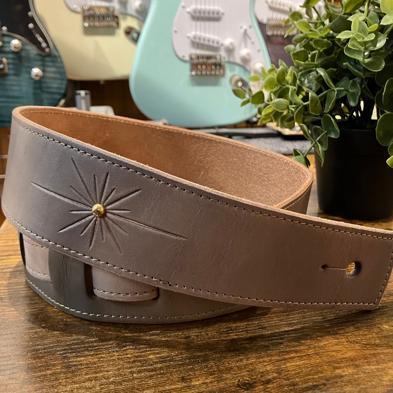 Grande uomoサドルレザー　太陽スタッズ【SOLD OUT！】