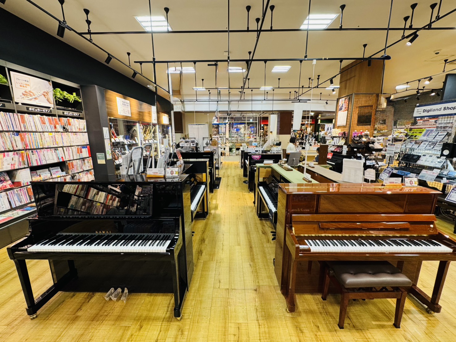 お店のご案内島村楽器水戸内原店 ピアノコーナー