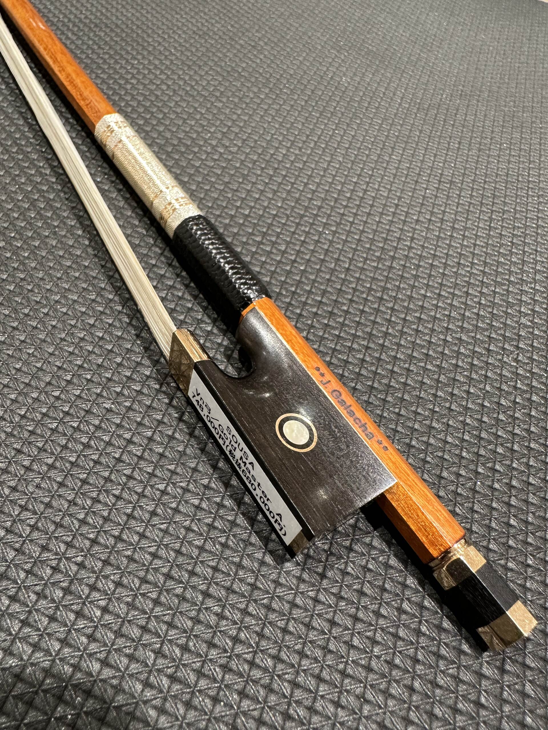 Sousa（ソウサ）バイオリン弓　4/4Gold M.Artisan/Vn