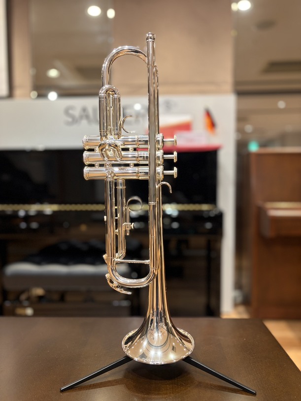 B♭トランペットYTR-3335S （入荷待ち）