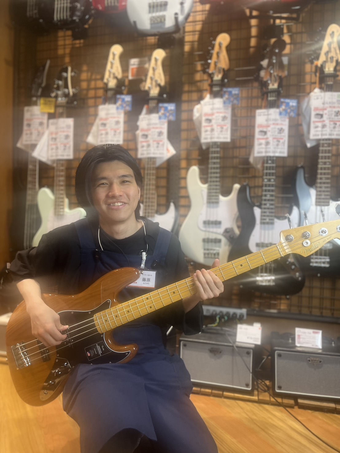 ベース・ドラム担当：藤原