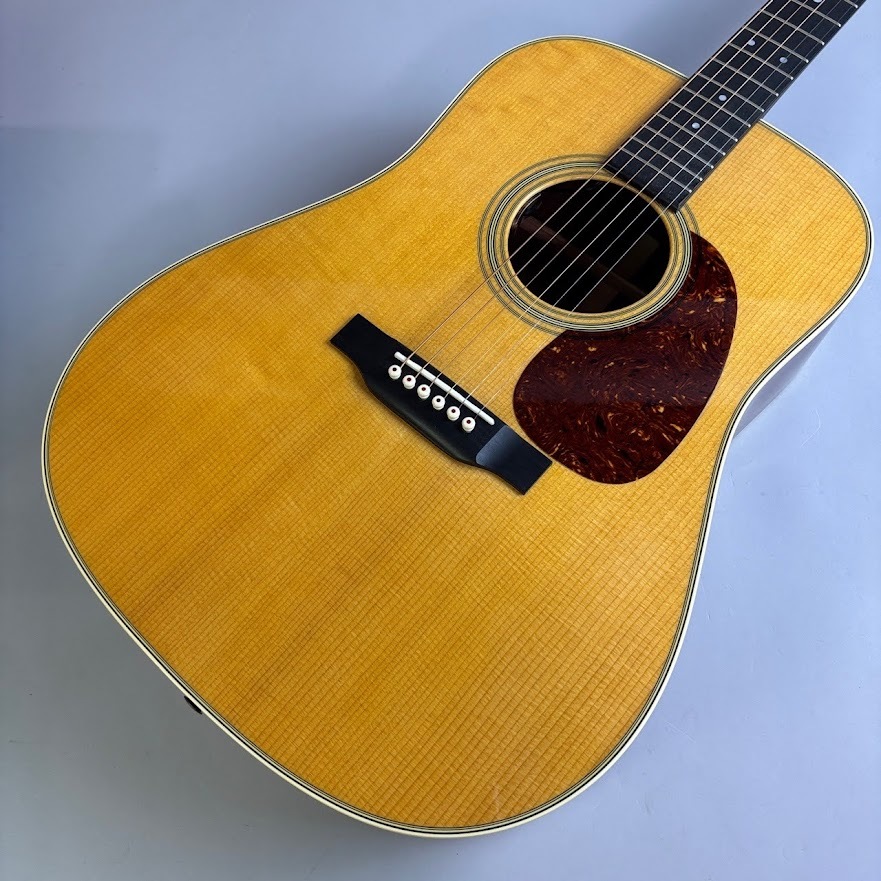 アコースティックギターMartin	D-28 Standard