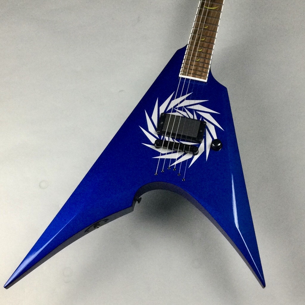戦国BASARA 伊達政宗ギター / Metallic Blue /【現物画像】 センゴクバサラ 【 ラゾーナ川崎店 】
￥ 119,213 税込