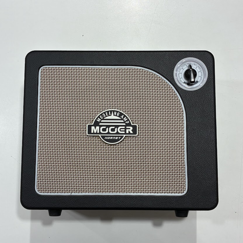 MOOER Hornet 15W Black (ブラック) 展示品特価 ギターアンプ モデリングアンプ 小型 【島村楽器限定】 ムーア 【 モザイクモール港北店 】
￥ 18,018 税込