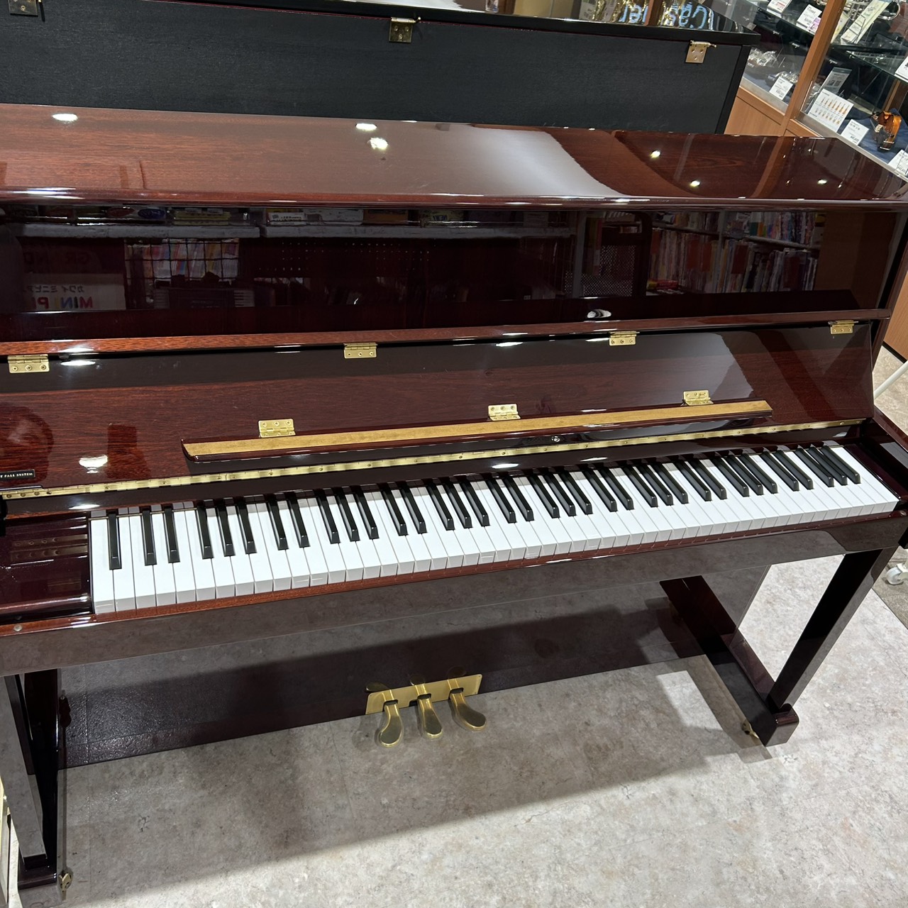 KAWAI K-114SN マホガニー艶出し塗装仕上げ アップライトピアノ 88鍵盤 島村楽器オリジナルモデル カワイ 【 モザイクモール港北店 】
￥ 598,000 税込