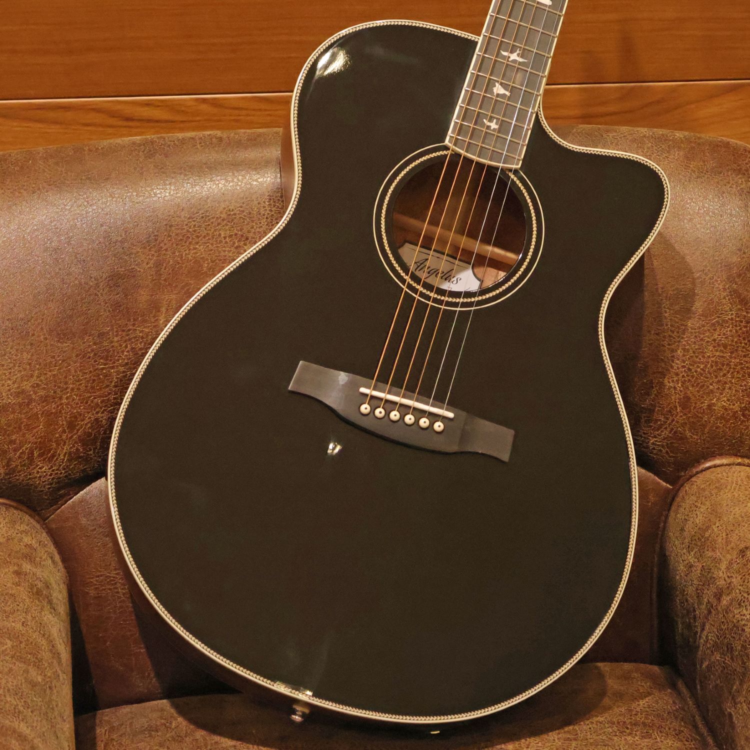 PRS SE Angeles A20E ポールリードスミス(Paul Reed Smith) 【 ららぽーと海老名店 】
￥ 110,000 税込