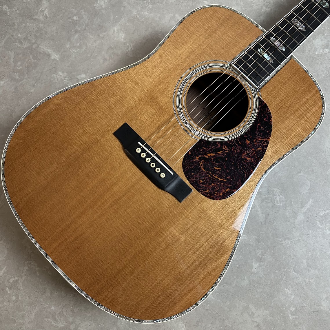 Martin D-45 【工房調整済み】 マーチン 【 ららぽーと湘南平塚店 】
￥ 1,100,000 税込