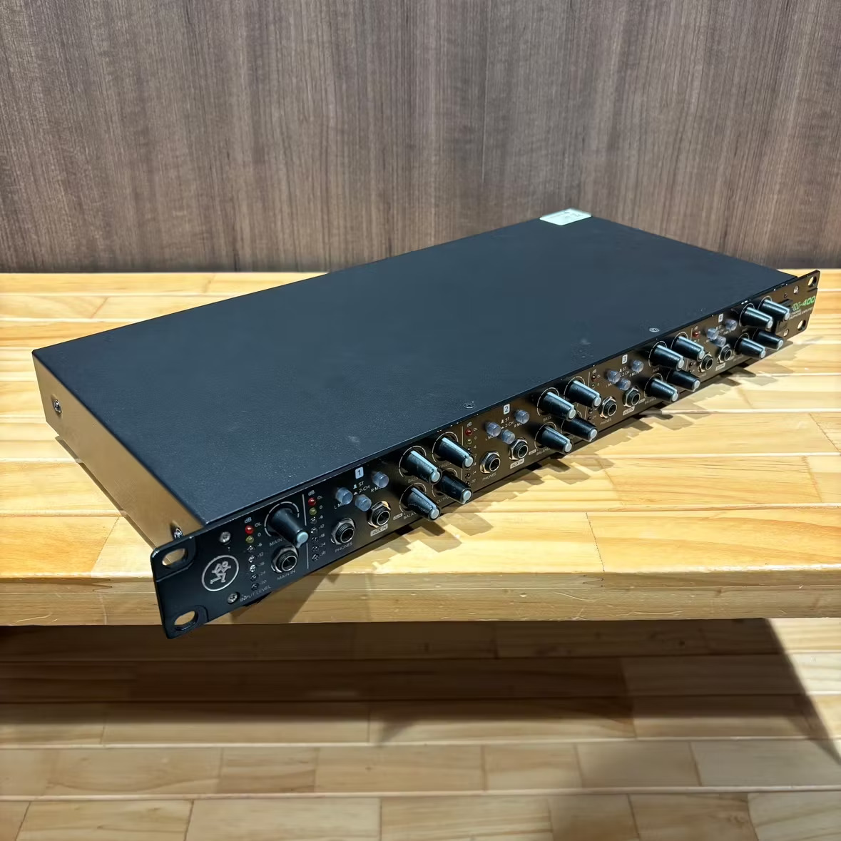 MACKIE HM-400
通常売価￥30,250(税込)
→￥17,400(税込)