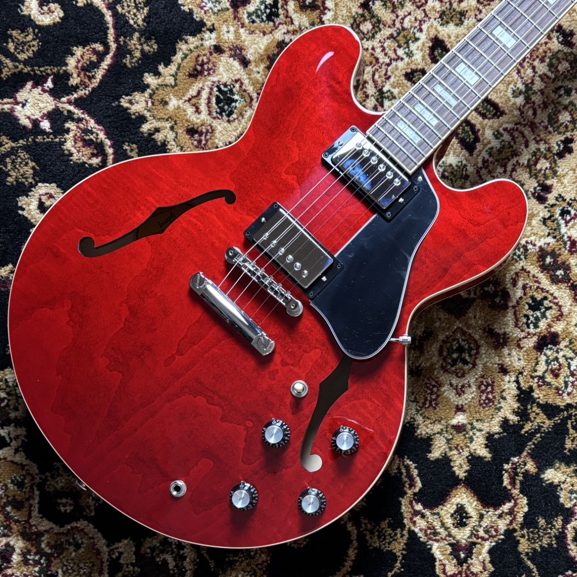 GibsonES-335 Figured Sixties Cherry