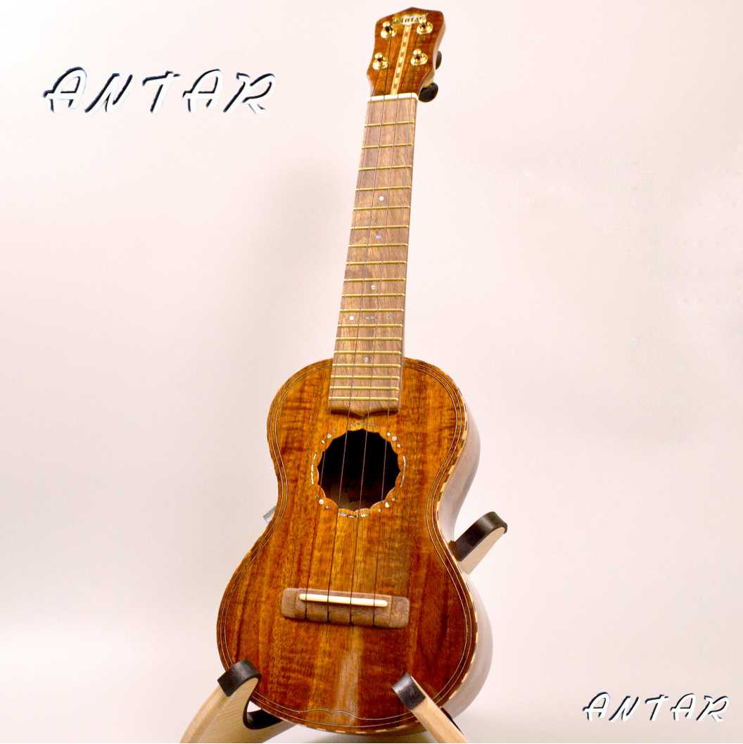 ソプラノウクレレAntar Soprano/Figured Hawaiian Koa #2047194