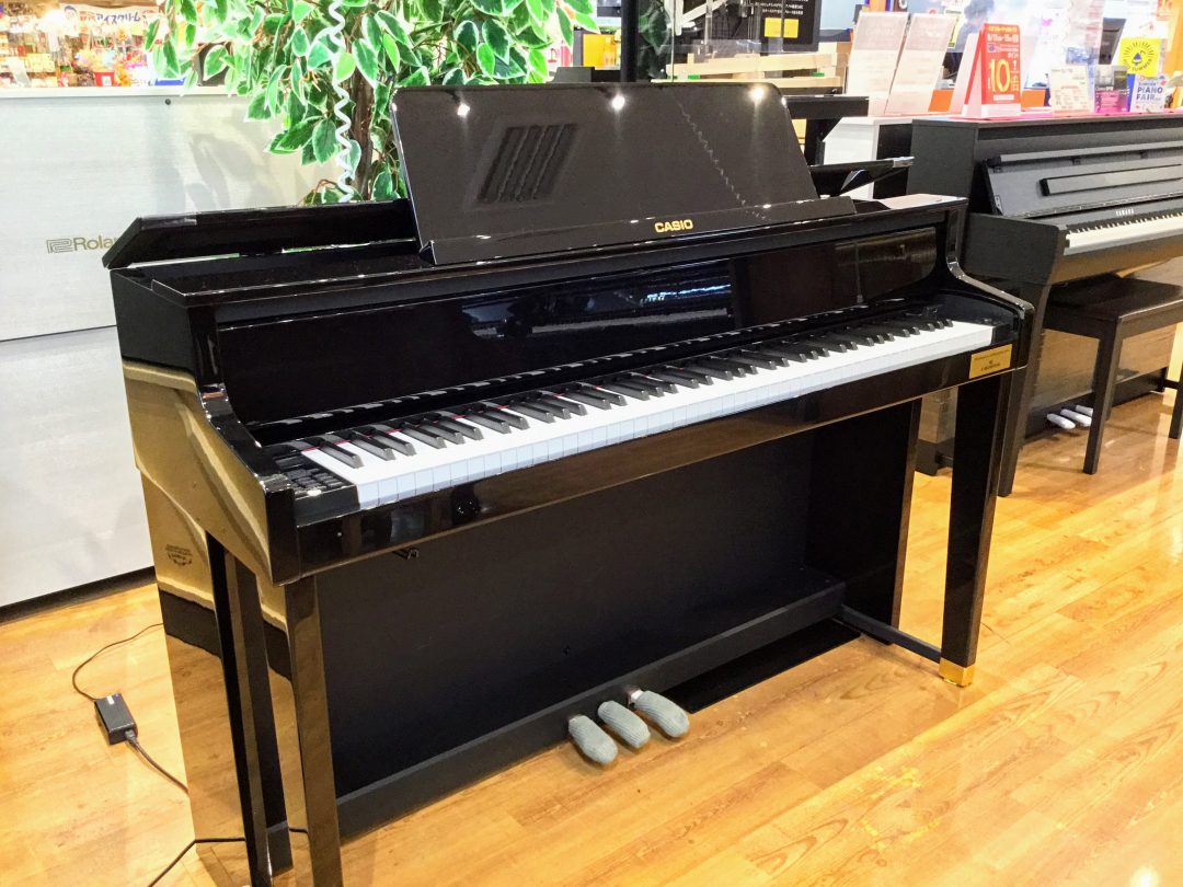 ■カシオ　GP1000
・黒艶
・￥495,000