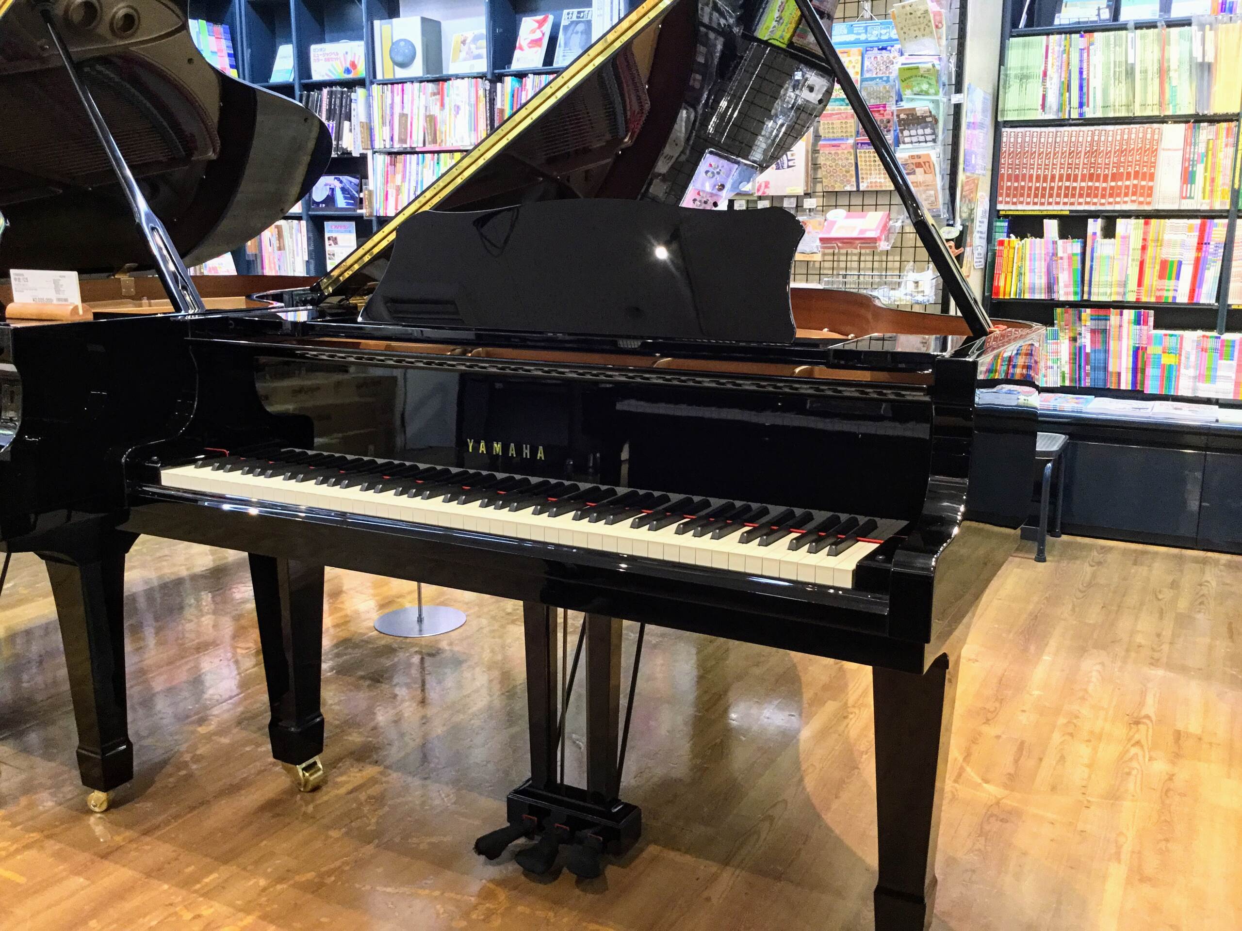 ヤマハ中古グランドピアノC3L