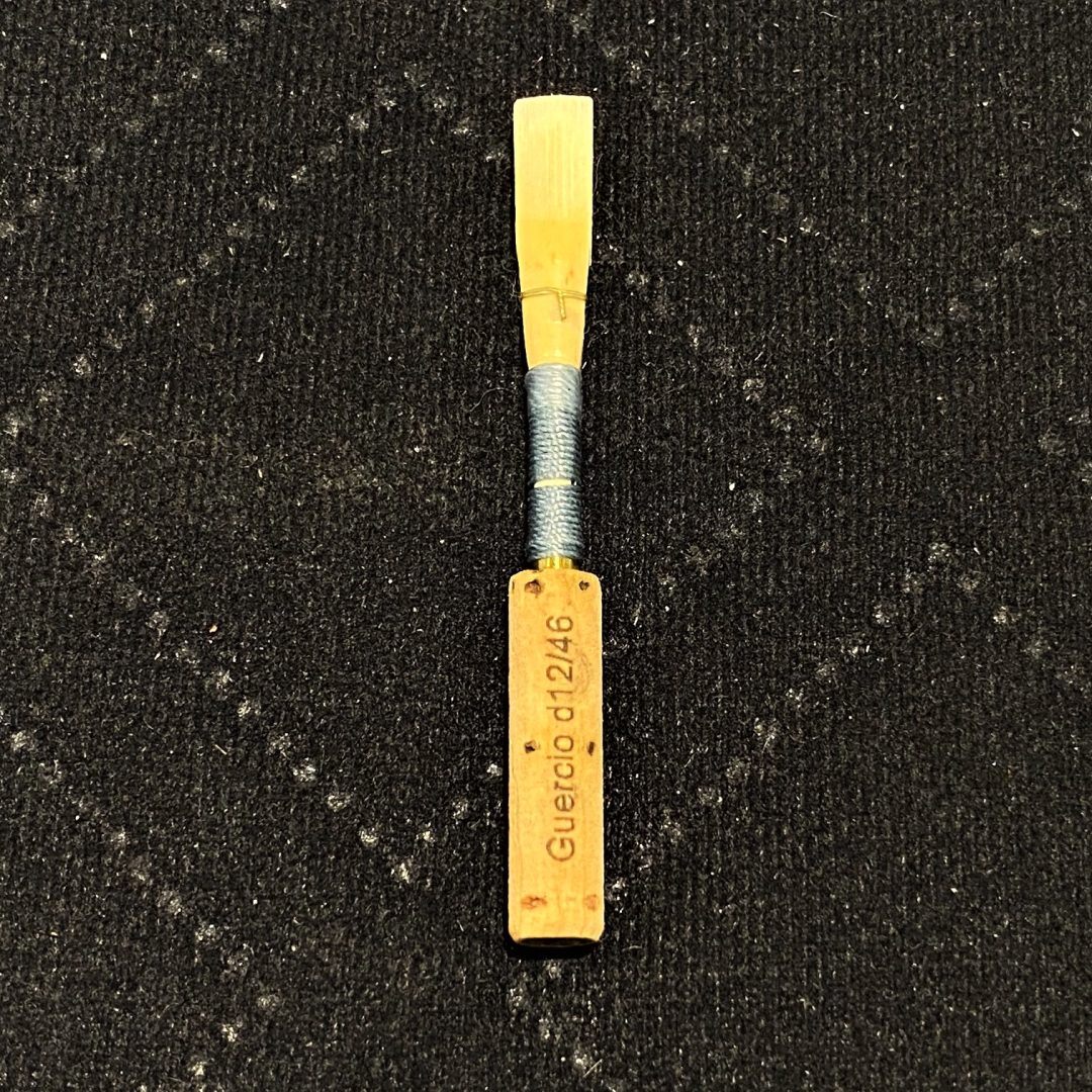 【JDR-A】
バランスの良い抵抗感で吹きやすいです。
暗めの音色です。

¥4,070