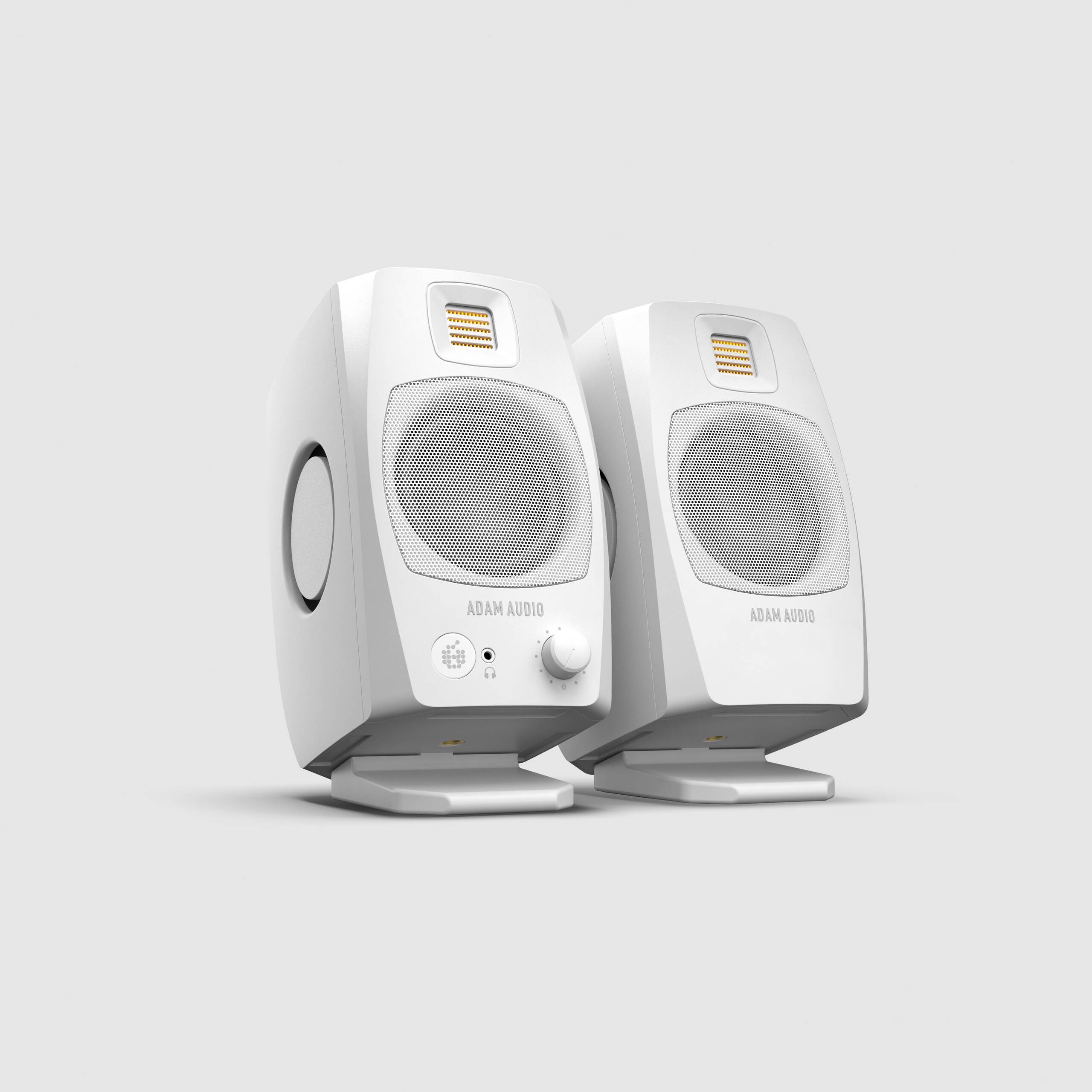 モニタースピーカーADAM Audio D3V ホワイトカラーモデル
