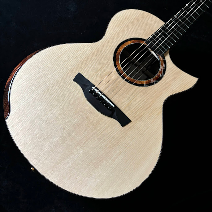 JM-CUSTOM