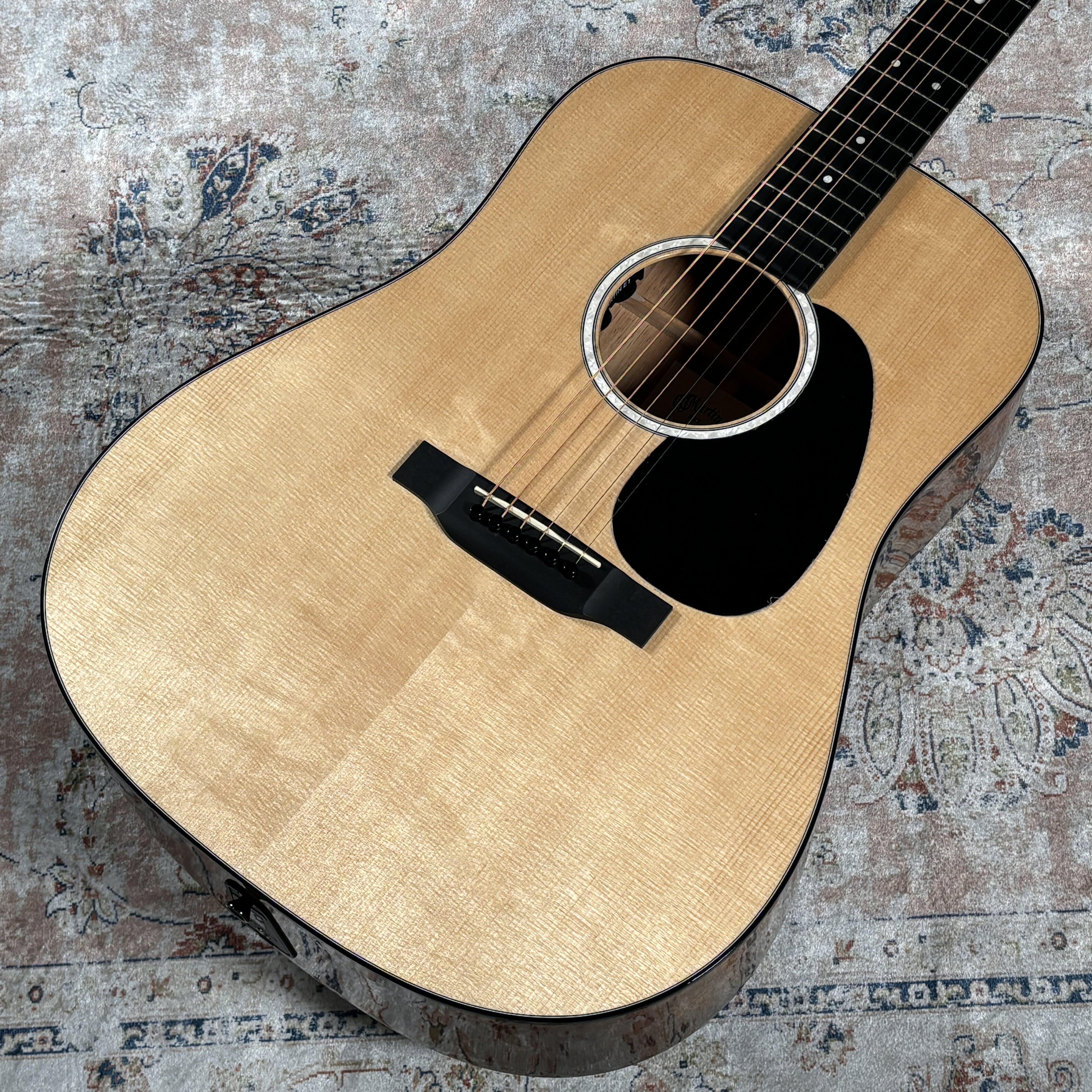 Clearance Sale！】憧れのマーチンギターがお買い得！C.F.Martin 1本