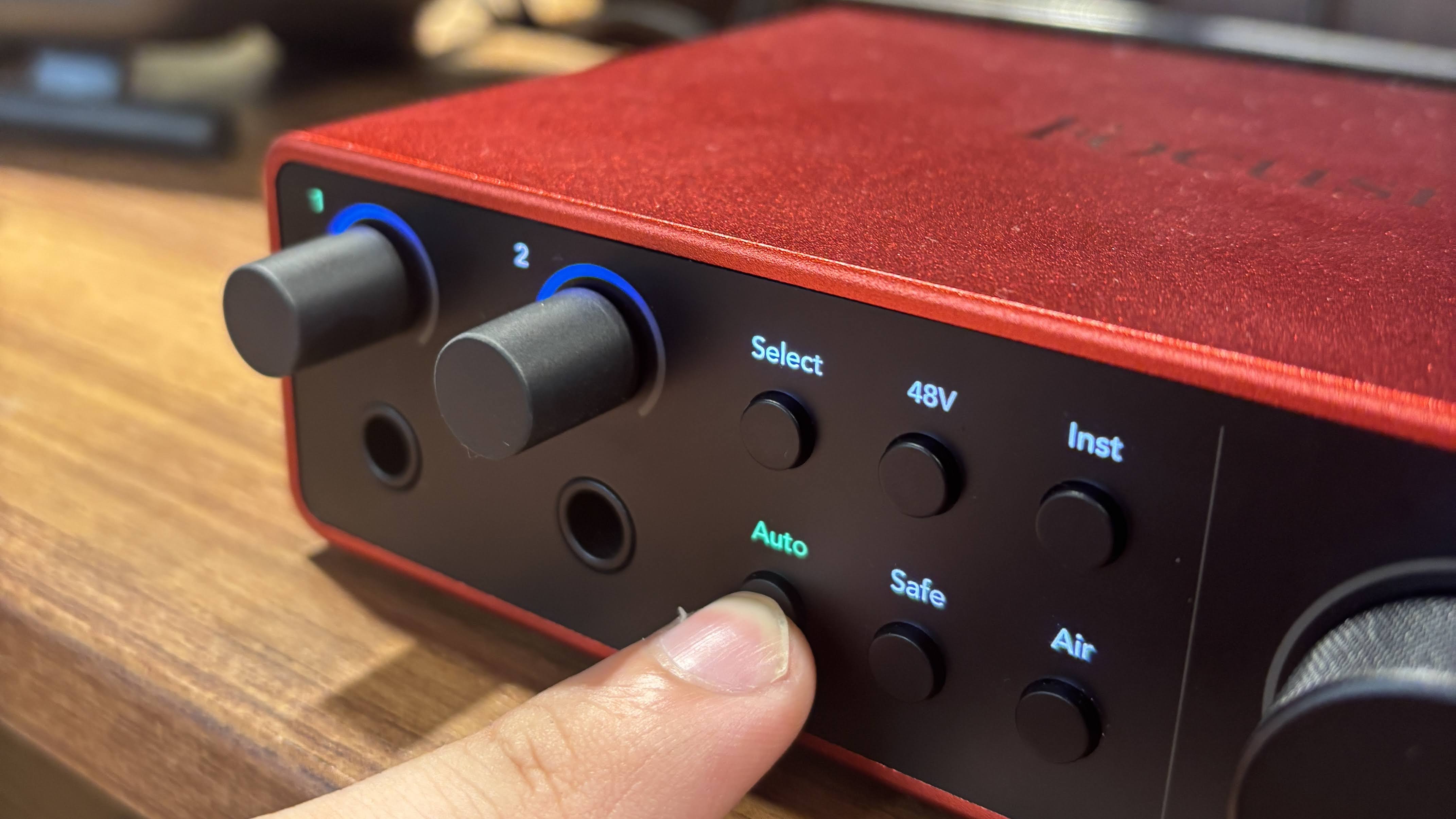 徹底解説】Focusrite Scarlett シリーズ / オーディオインターフェース