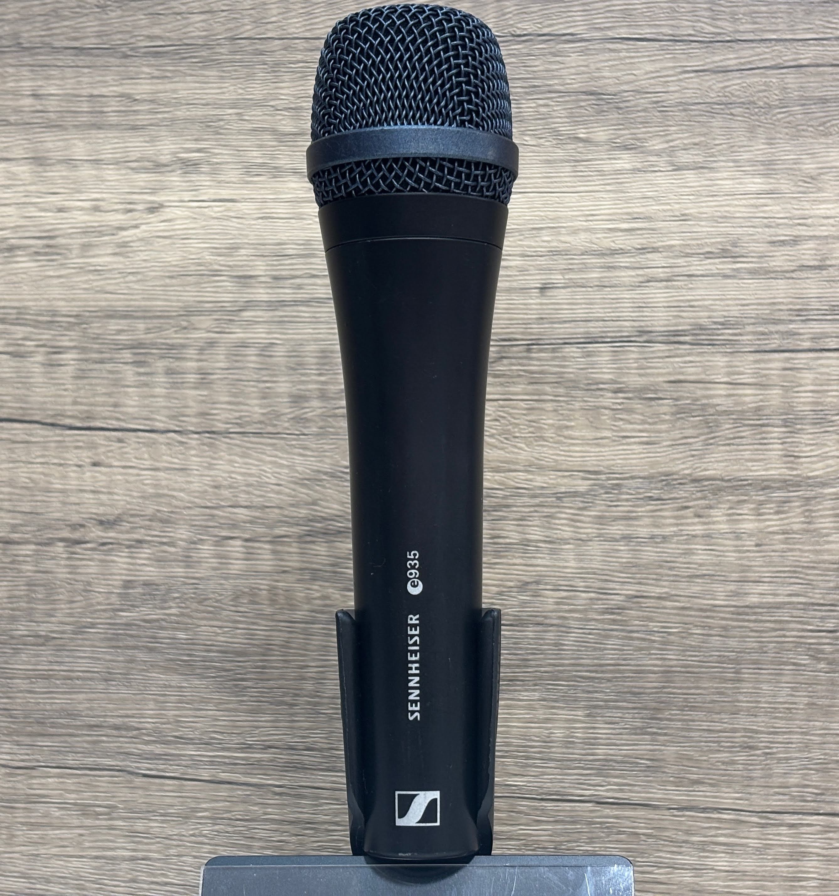 ゼンハイザー
E 935