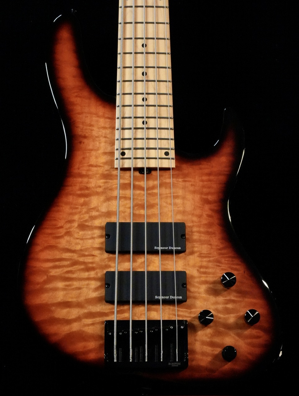 Red house GuitarsSeeker 5st 24F Quilted Maple/VS